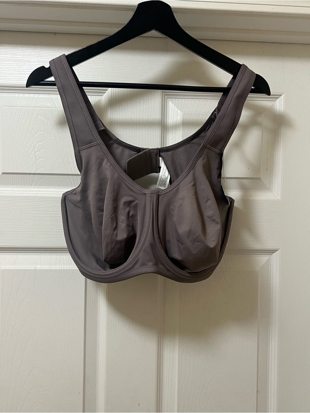 Supportive Full-Coverage Sports Bra in Gray